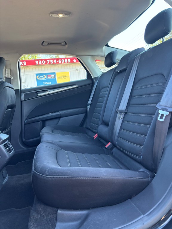 2014 Ford Fusion Image 9