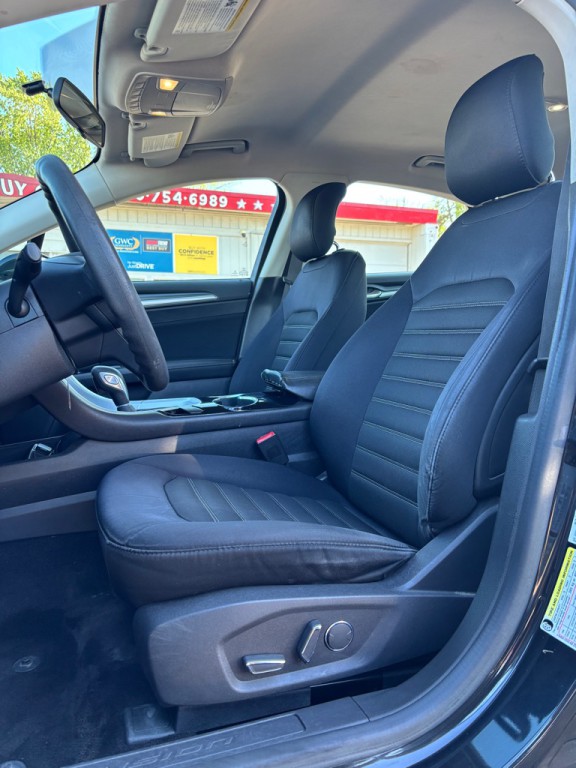 2014 Ford Fusion Image 10