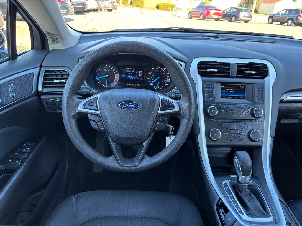 2014 Ford Fusion Image 12