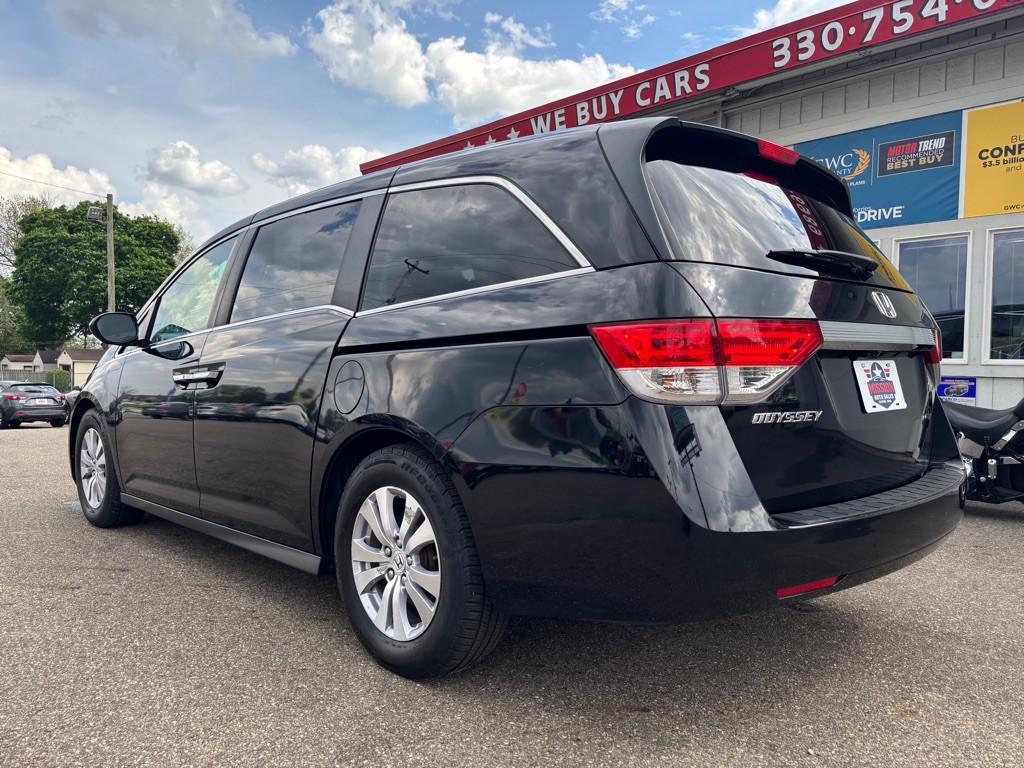 2015 Honda Odyssey Image 4