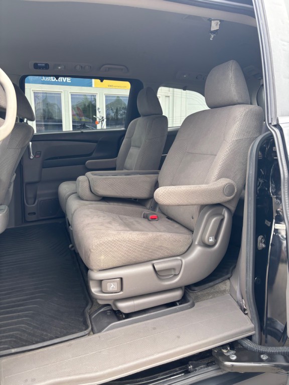 2015 Honda Odyssey Image 11
