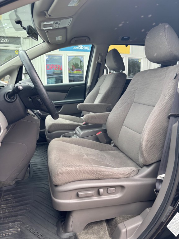 2015 Honda Odyssey Image 12