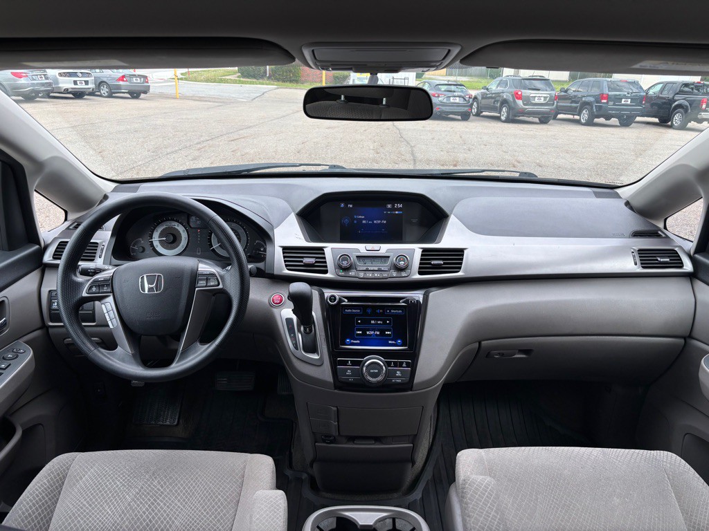 2015 Honda Odyssey Image 13