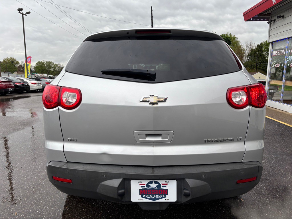 2012 Chevrolet Traverse Image 6