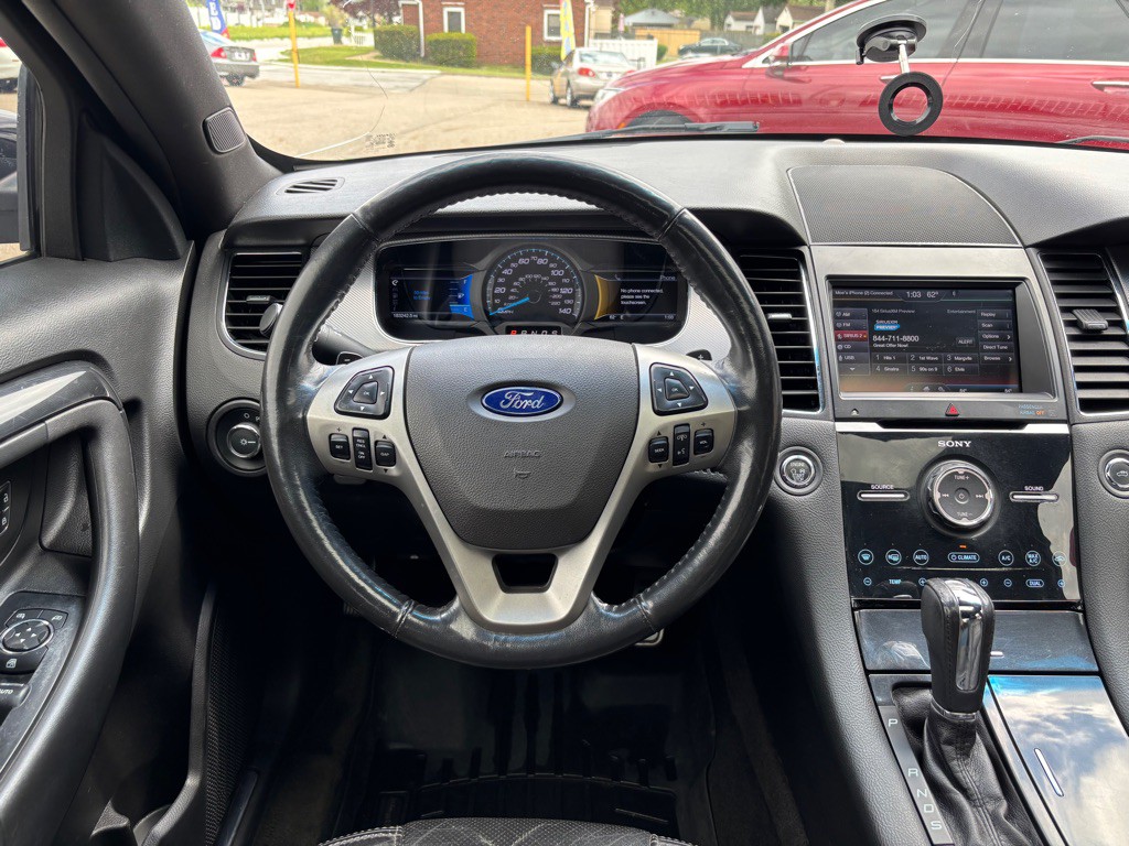 2013 Ford Taurus Image 10