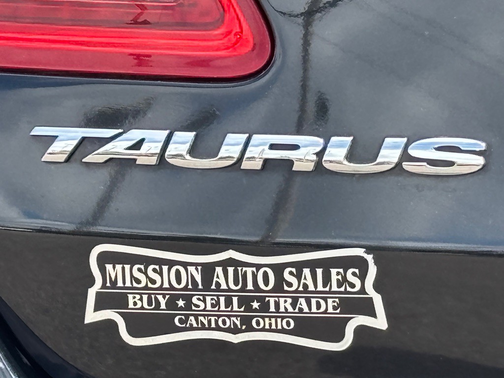 2013 Ford Taurus Image 19