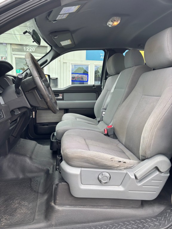 2014 Ford F-150 Image 9