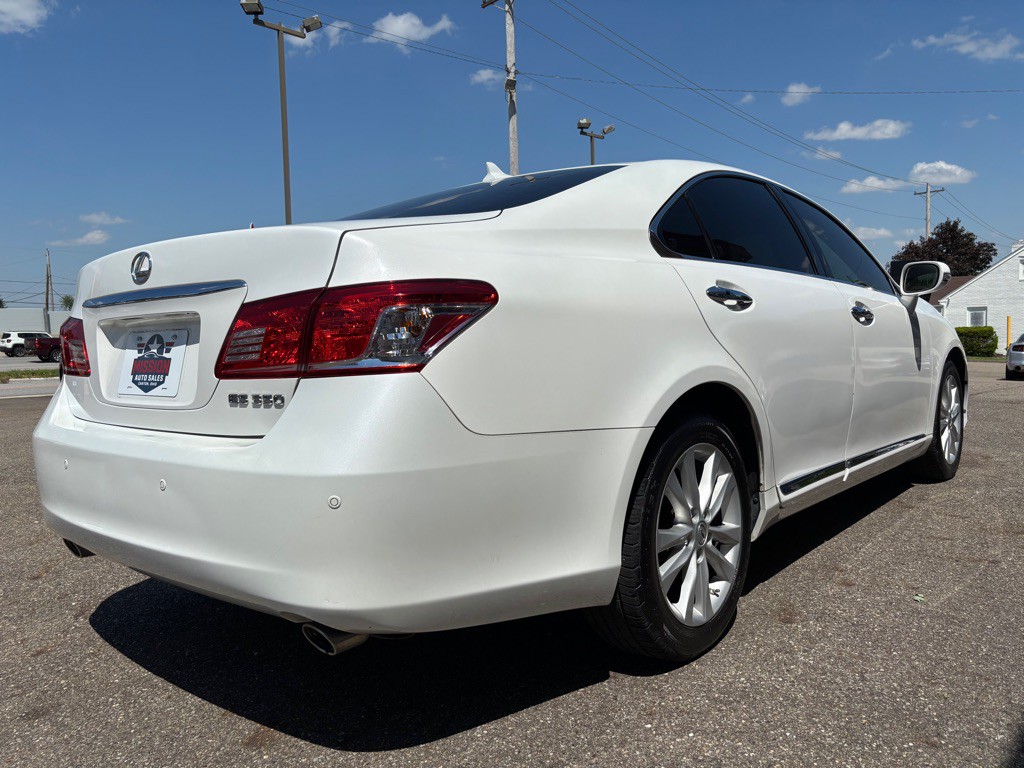 2012 Lexus ES Image 5