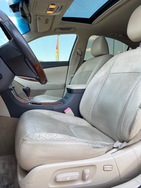 2012 Lexus ES Image 9