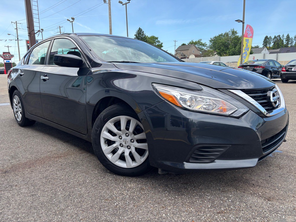 2018 Nissan Altima Image 3