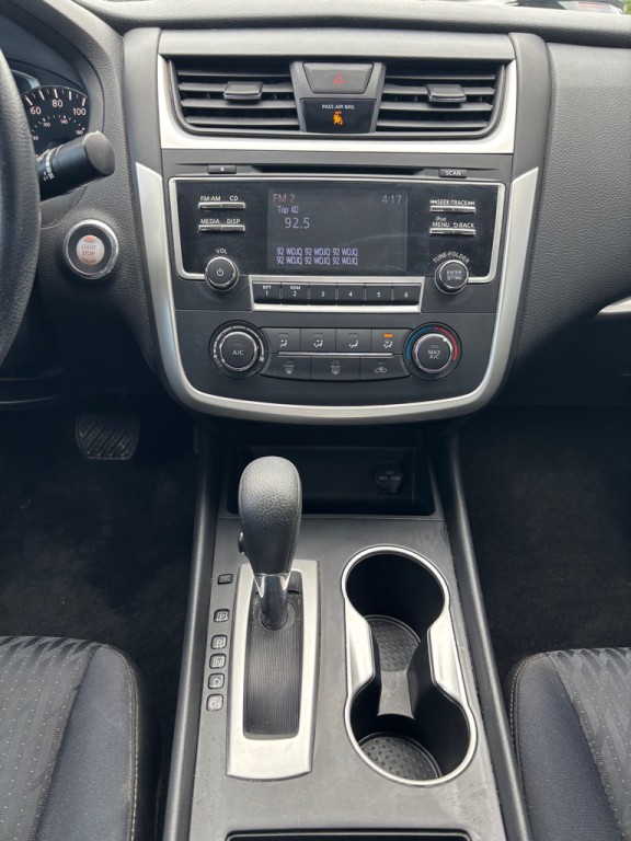 2018 Nissan Altima Image 14
