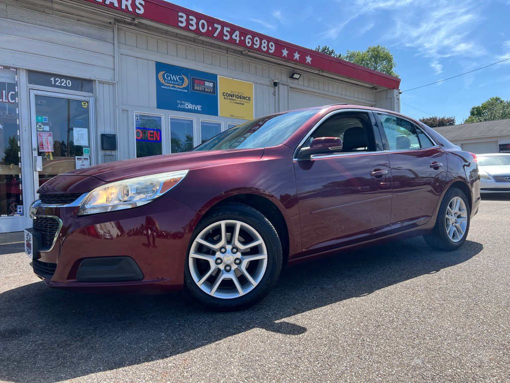 2016 Chevrolet Malibu Image 1
