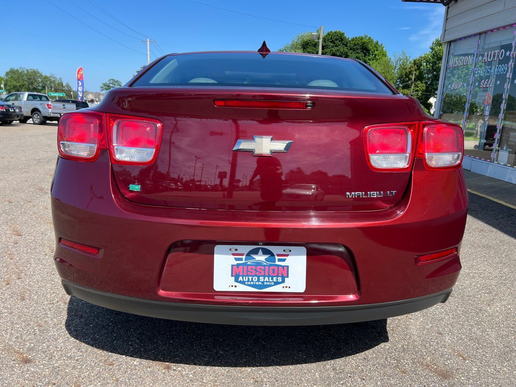 2016 Chevrolet Malibu Image 6