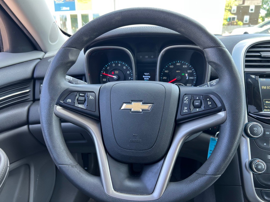 2016 Chevrolet Malibu Image 15