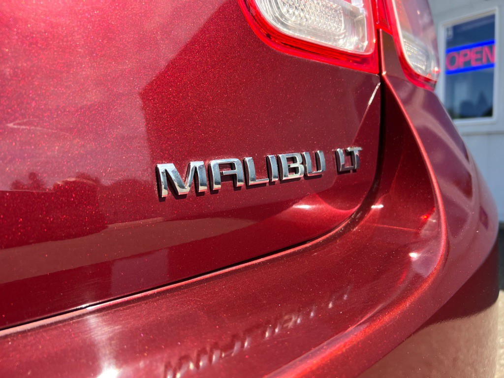 2016 Chevrolet Malibu Image 22