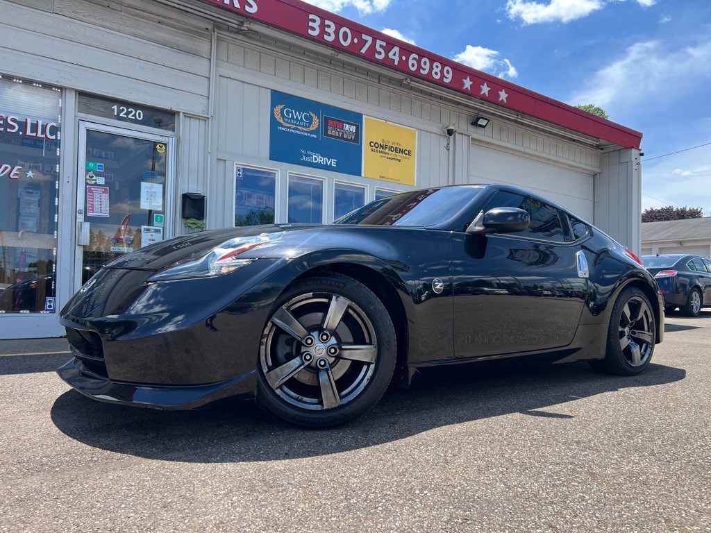 2012 Nissan 370Z Image 1