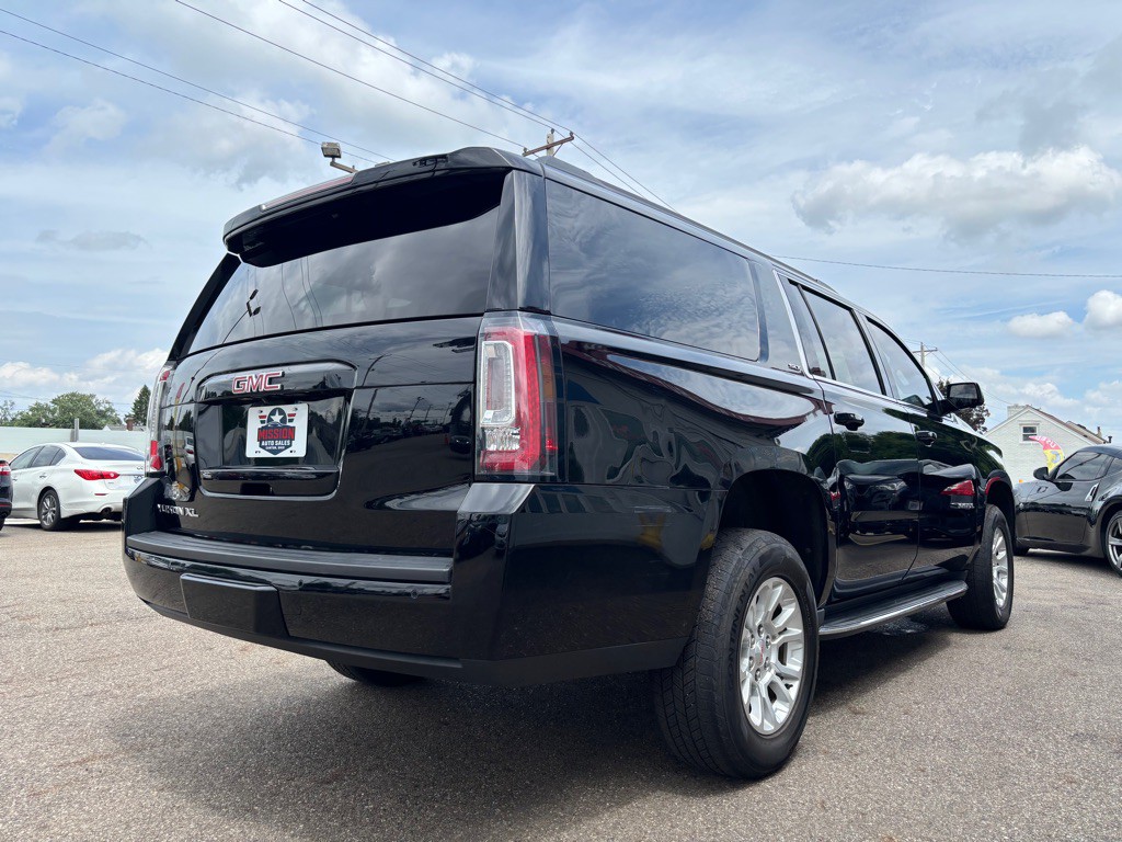 2019 GMC Yukon Image 33