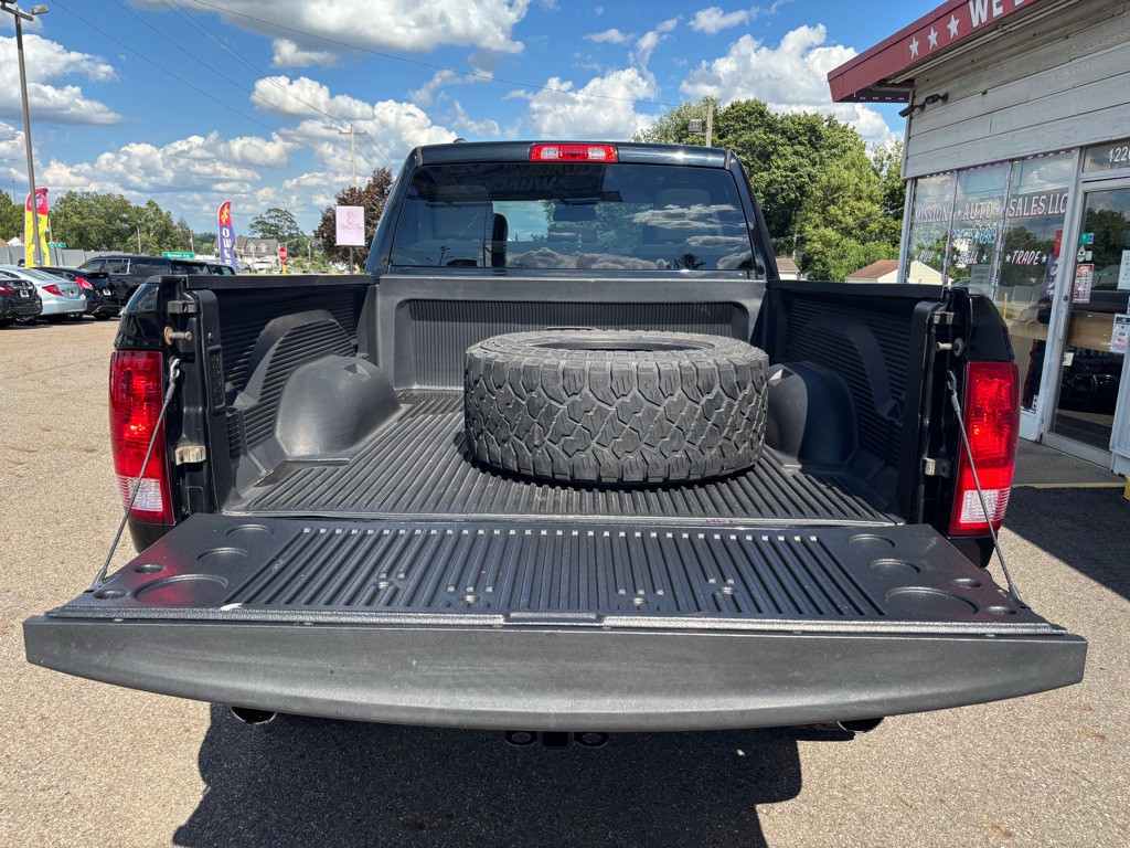 2015 RAM 1500 Image 7