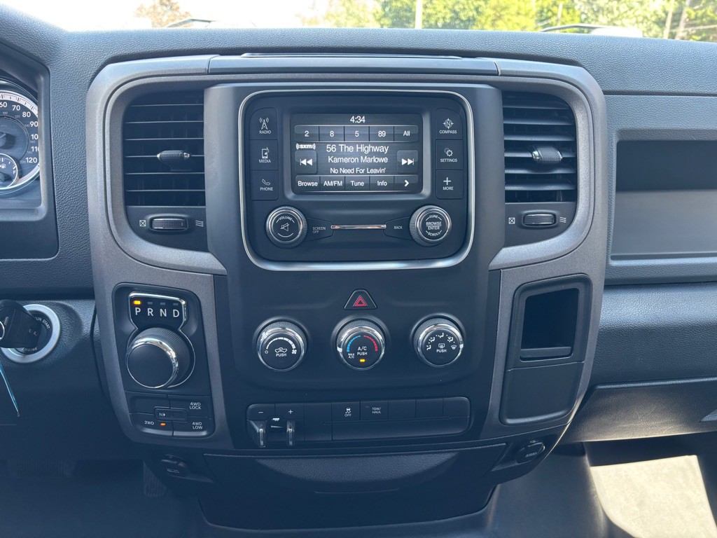 2015 RAM 1500 Image 14
