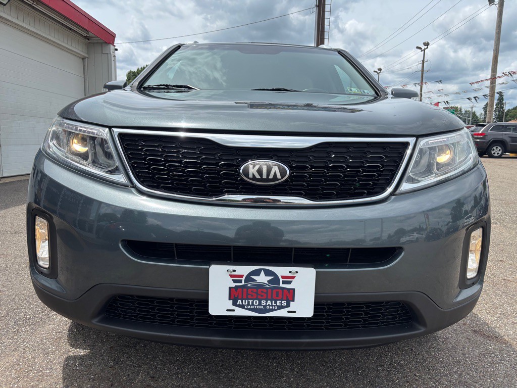 2014 Kia Sorento Image 2