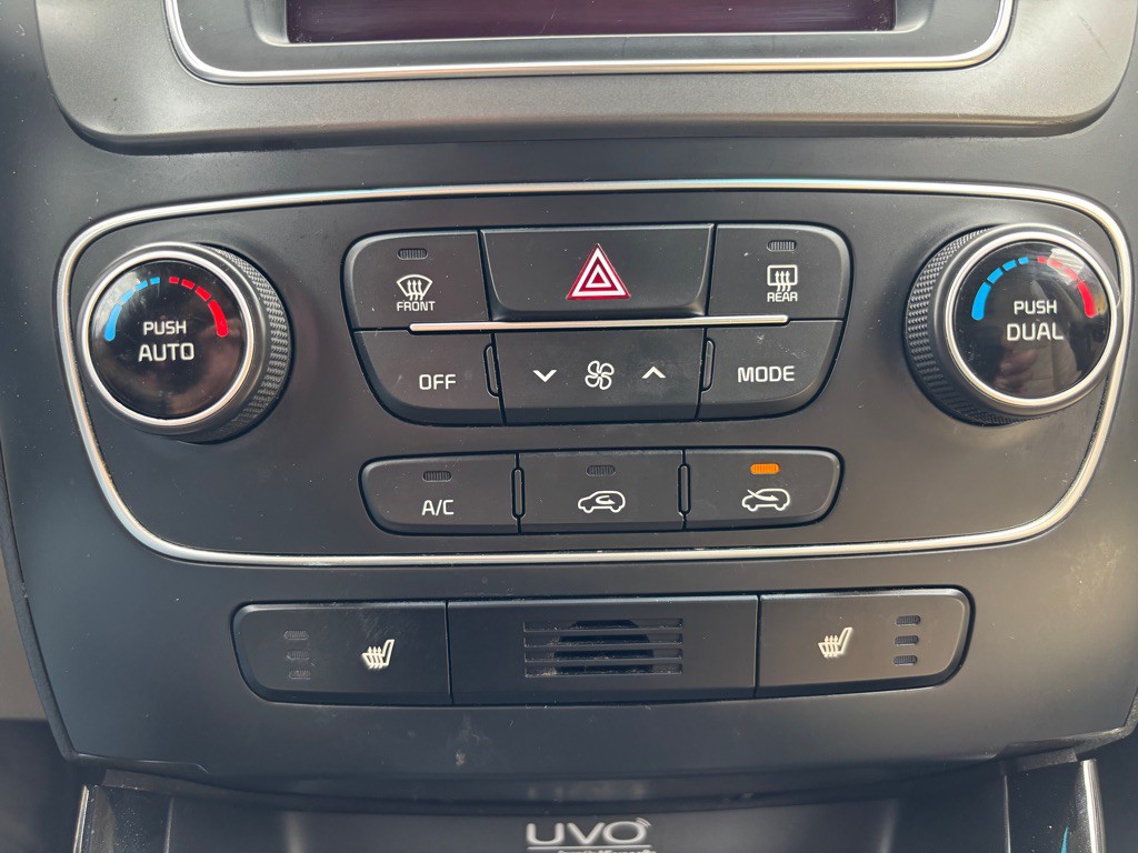 2014 Kia Sorento Image 18