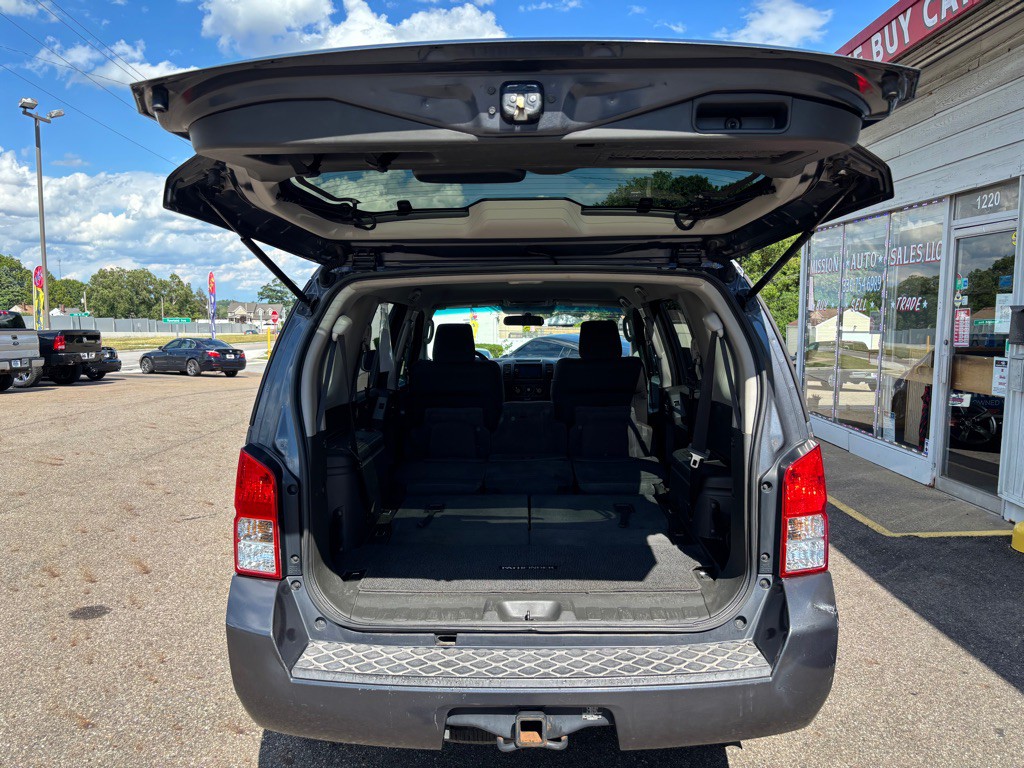 2012 Nissan Pathfinder Image 8