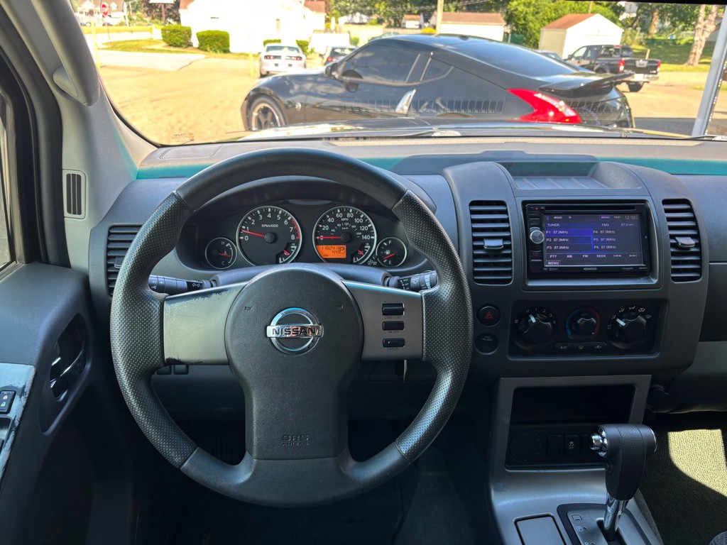 2012 Nissan Pathfinder Image 14