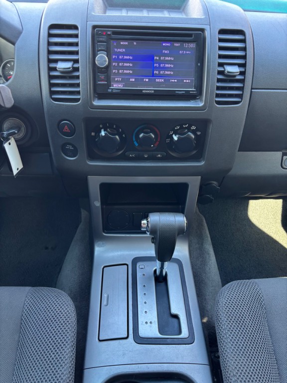 2012 Nissan Pathfinder Image 17