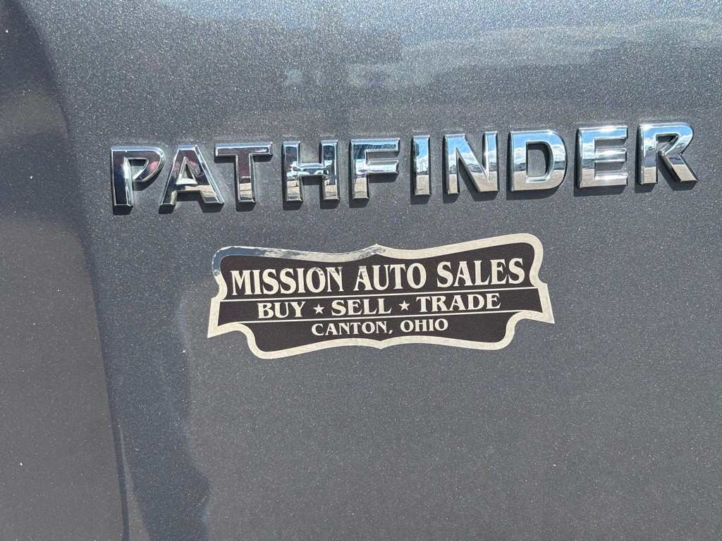 2012 Nissan Pathfinder Image 18