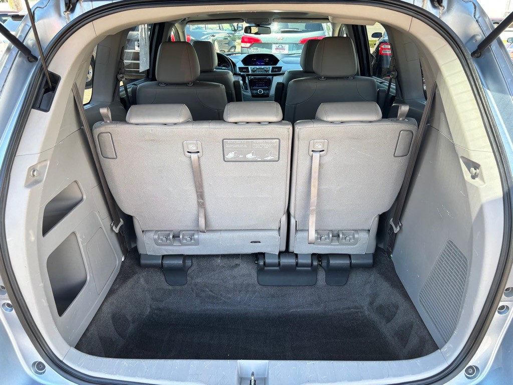 2014 Honda Odyssey Image 8