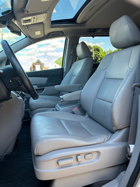 2014 Honda Odyssey Image 13