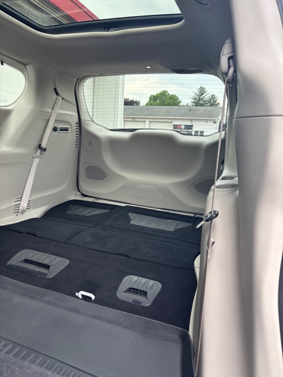 2020 Chrysler Pacifica Image 9