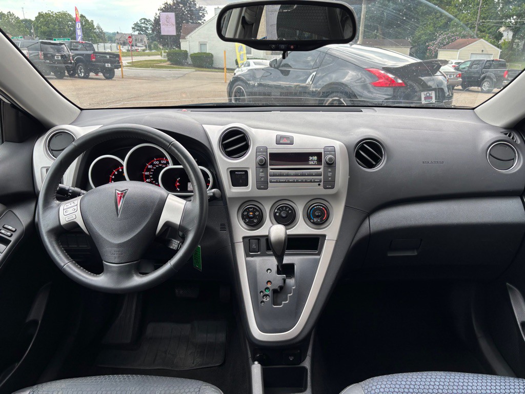 2009 Pontiac Vibe Image 11