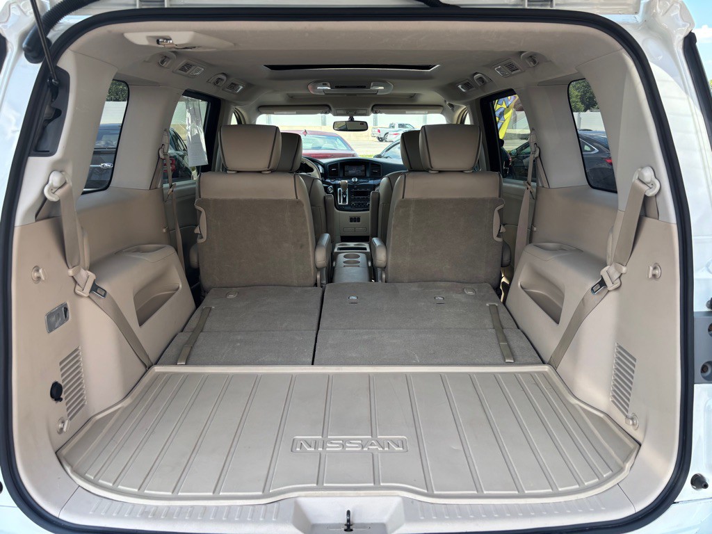 2013 Nissan Quest Image 9