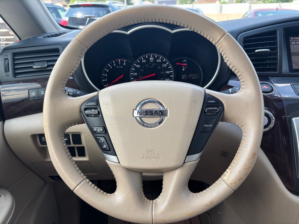 2013 Nissan Quest Image 17