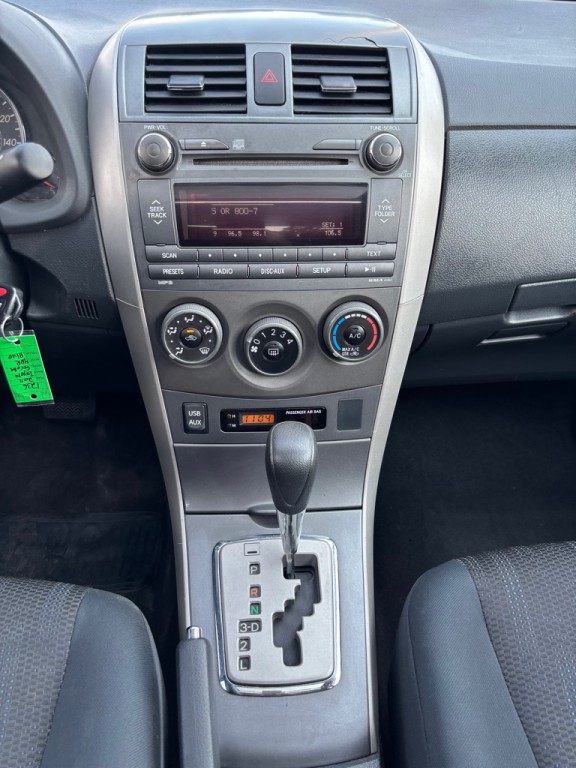 2011 Toyota Corolla Image 15