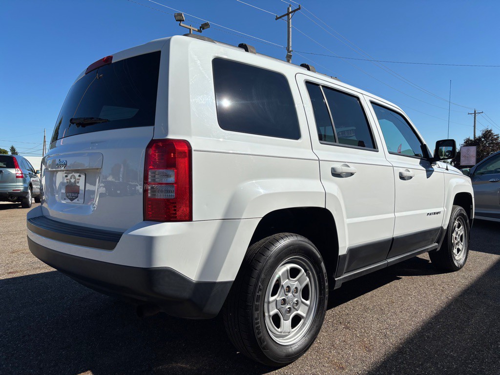 2016 Jeep Patriot Image 5