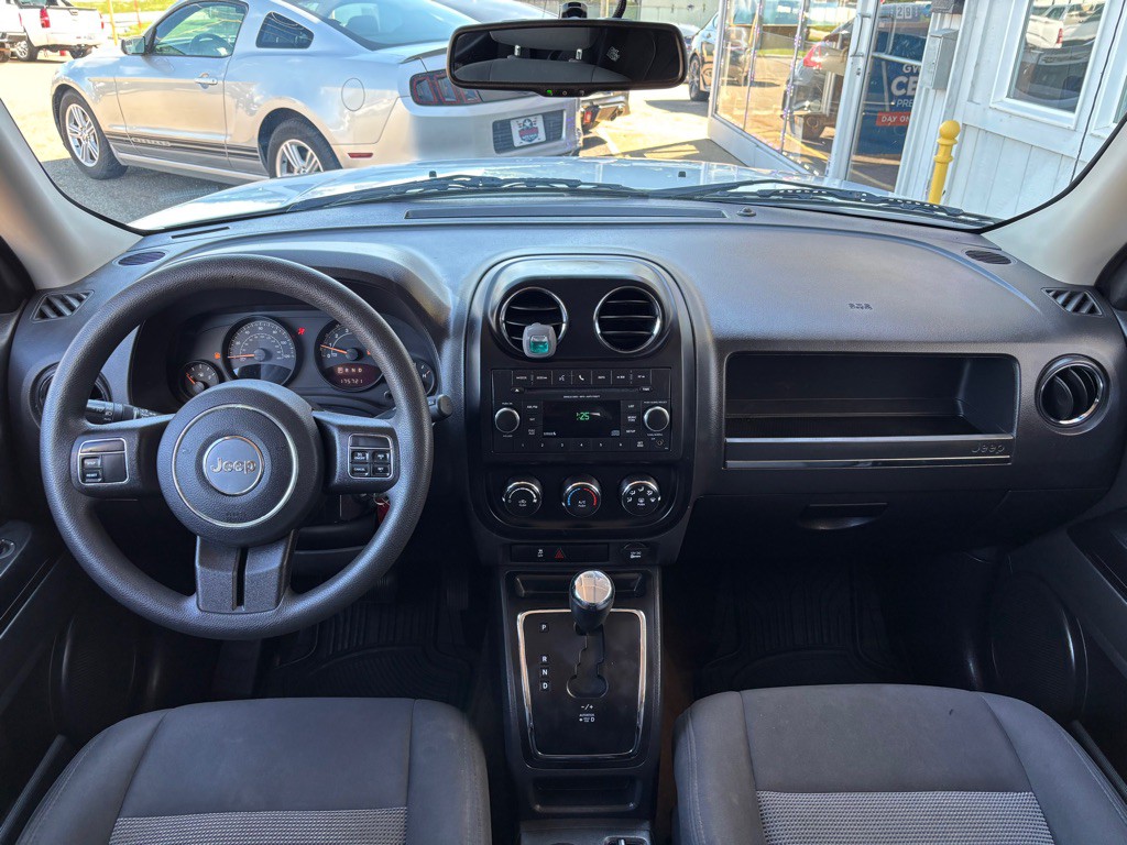 2016 Jeep Patriot Image 12