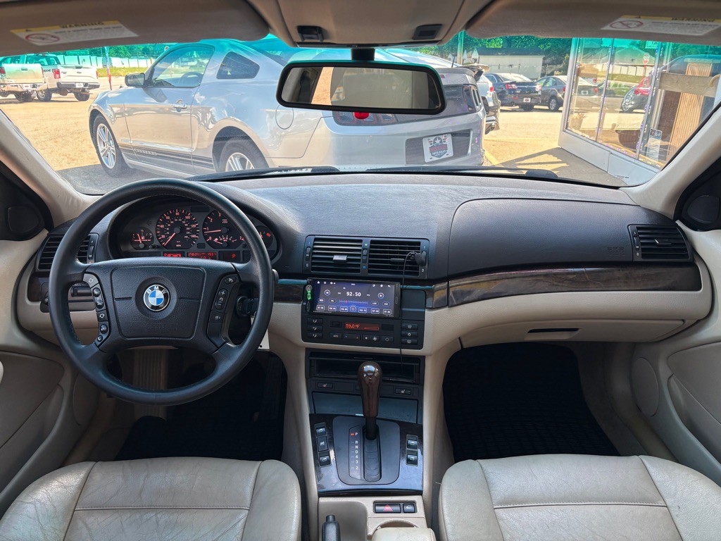 1999 BMW 3 Series Image 11