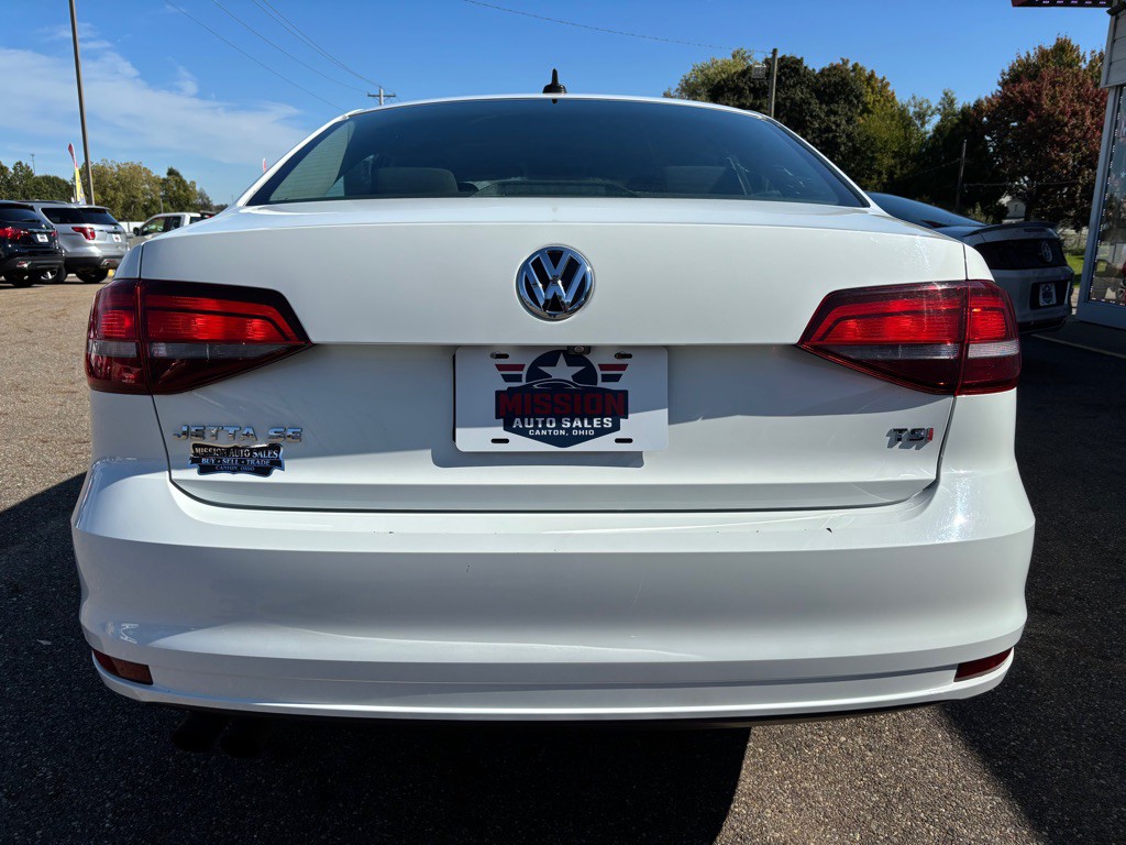 2016 Volkswagen Jetta Image 6