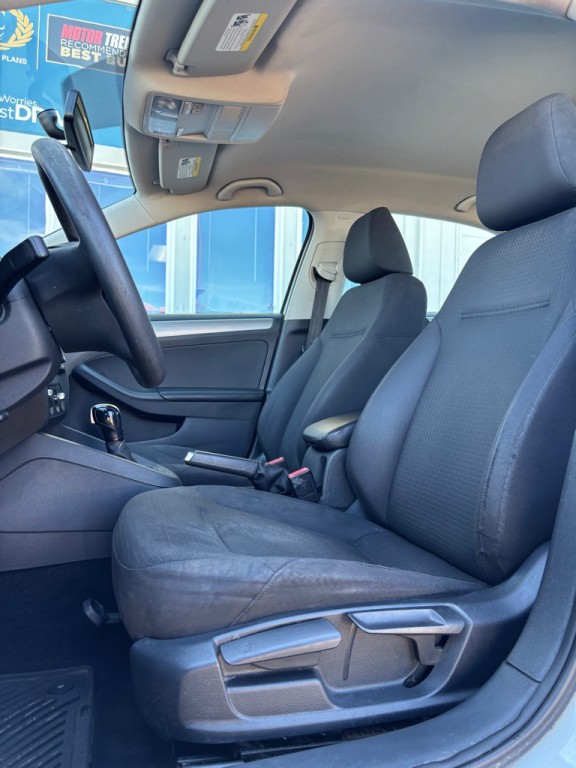 2016 Volkswagen Jetta Image 10