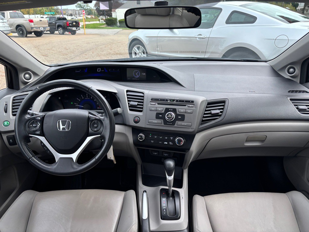 2012 Honda Civic Image 11