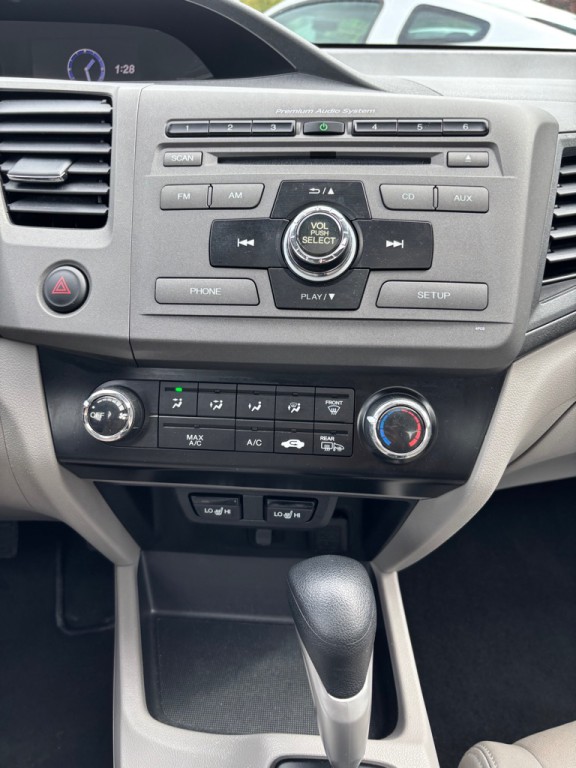 2012 Honda Civic Image 15