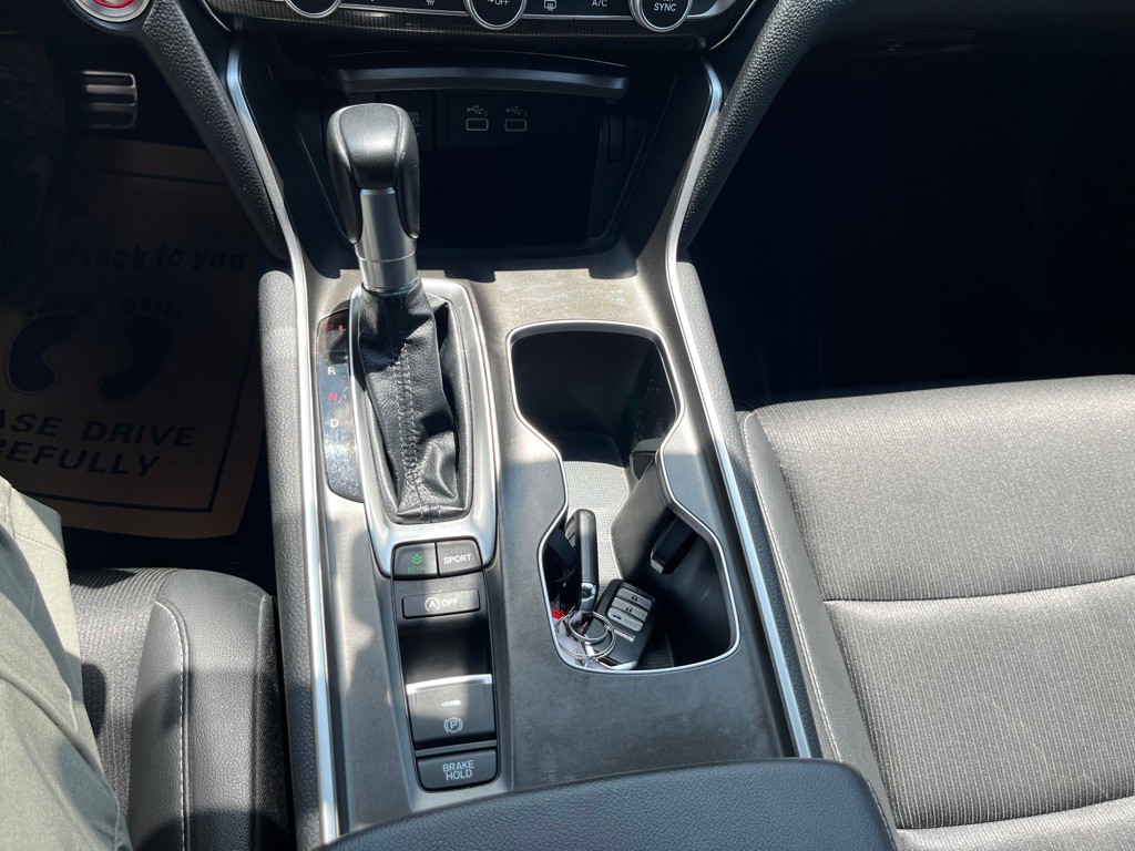 2022 Honda Accord Image 14