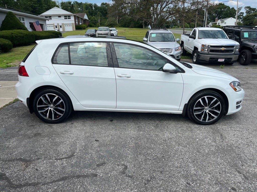 2016 Volkswagen Golf Image 5