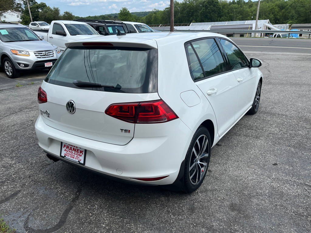 2016 Volkswagen Golf Image 6