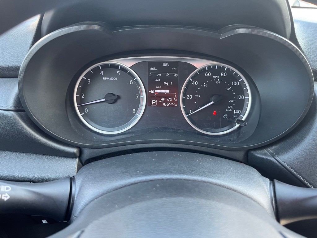 2020 Nissan Versa Image 13