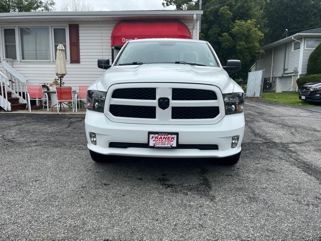 2019 RAM 1500 Image 3