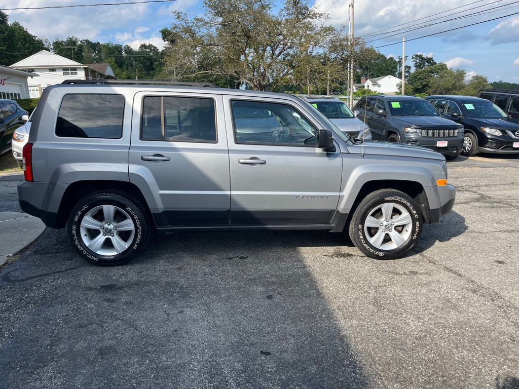 2015 Jeep Patriot Image 4