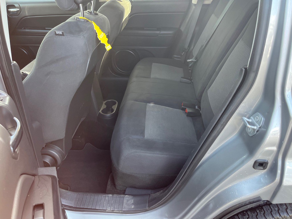 2015 Jeep Patriot Image 10